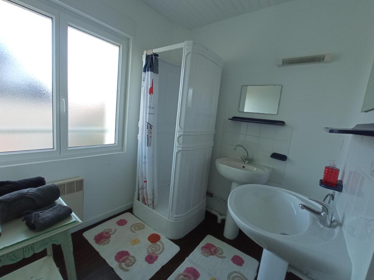 Gite La Mer, 50M De La Mer Saint-Germain-sur-Ay Ngoại thất bức ảnh